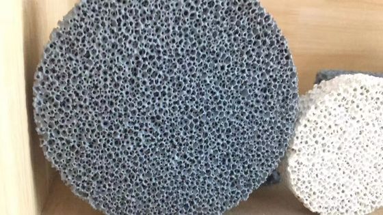 Filtro cerâmico de espuma de resistência para fundições de ferro e fornecedores gerais de carbono